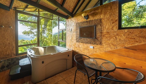 Chalet, bañera de hidromasaje
