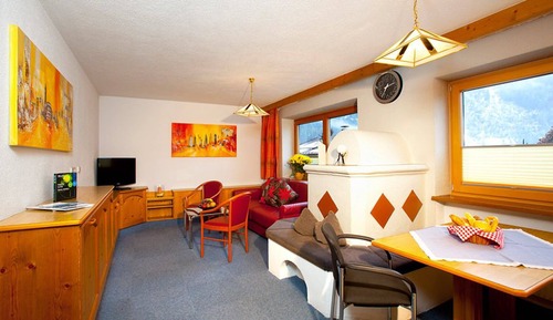 Apartamento, balcón, vistas a la montaña (V - Not Included: Cleaning Fee 80 EUR)