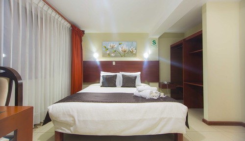 Suite junior, 1 cama de matrimonio grande, bañera de hidromasaje