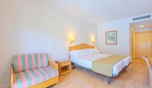 Triple Room (3 Adults)