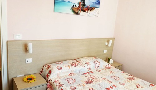 Apartamento Confort, 1 habitación, balcón, en una planta alta