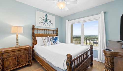 Condo, 2 Bedrooms, Sea View (2-1205)
