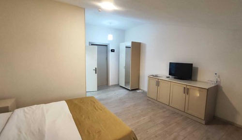 Habitación económica con 1 cama doble o 2 individuales