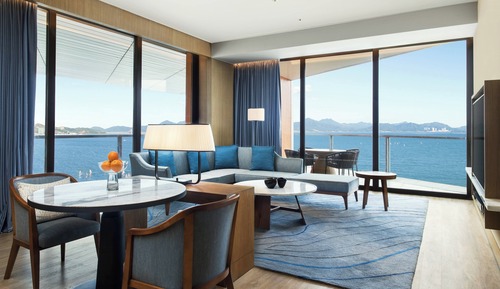 Suite, 1 cama de matrimonio grande, frente al mar