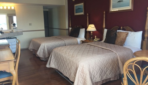 Panoramic Room, 2 Double Beds, Balcony, St. Lawrence River View
