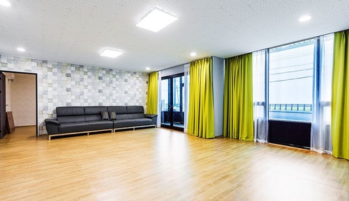 Habitación (Group / 35py)