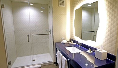 Habitación estándar, 2 camas de matrimonio, accesible para personas con discapacidad