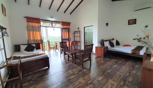 Habitación triple Confort, vistas al jardín