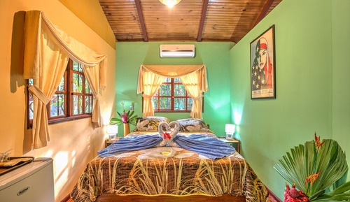 Habitación estándar con 2 camas individuales