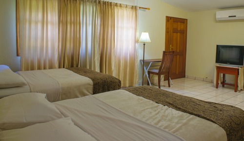 Habitación doble, baño privado