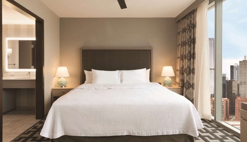 Suite estudio, 1 cama de matrimonio grande, accesible para personas con discapacidad, bañera