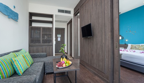 Deluxe Suite Premium