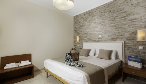 Apartamento básico, 1 habitación, balcón, vistas al mar