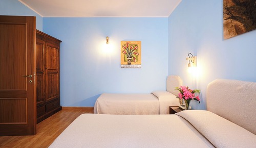 Habitación triple clásica