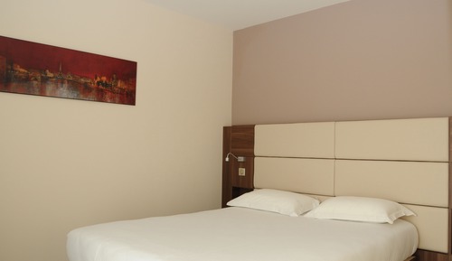 Habitación clásica con 1 cama doble o 2 individuales
