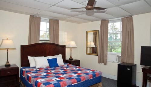 Habitación estándar, 1 cama de matrimonio (The Presidential Inn)