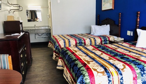 Habitación clásica, 2 camas de matrimonio, no fumadores