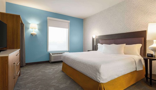 Suite, 1 cama de matrimonio grande, accesible para personas con discapacidad, no fumadores (Tub)