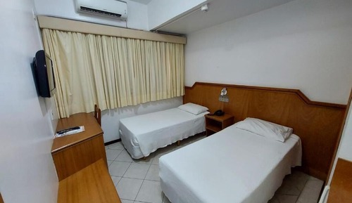 Habitación estándar con 2 camas individuales