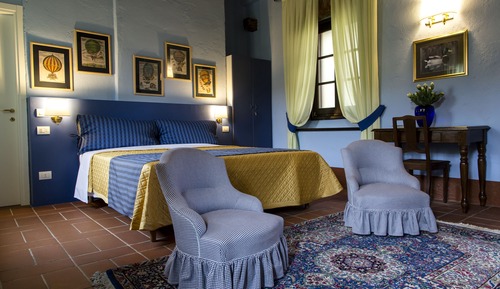 Habitación triple (Germano Reale)