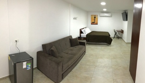 Estudio superior, 1 cama de matrimonio