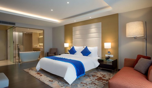 Suite (Metropolitan)