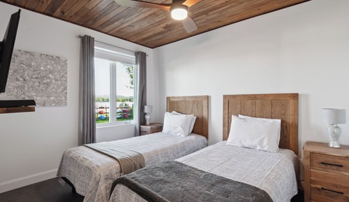 Chalet Deluxe