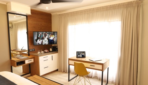 Suite 1