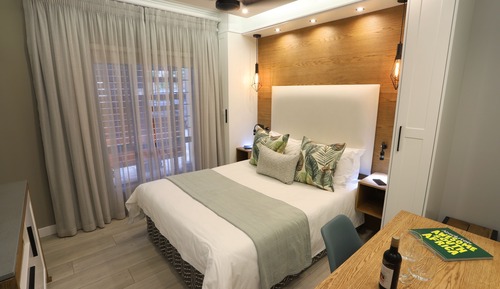 Suite 4