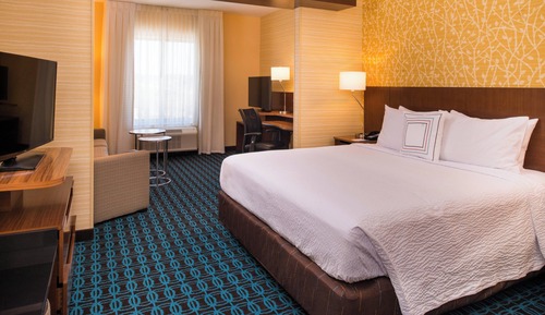 Suite, 1 cama de matrimonio grande con sofá cama, no fumadores (Mobility Accessible, Roll-in Shower)