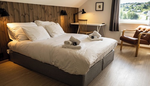 Habitación estándar con 1 cama doble o 2 individuales, 2 camas individuales