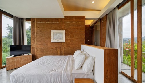 Suite ejecutiva, 1 cama de matrimonio grande, vistas a la montaña, junto a la montaña