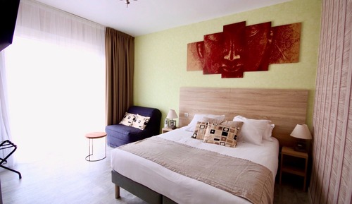 Chambre Triple Confort Terrasse