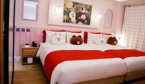 Suite (Line Friends Cony )