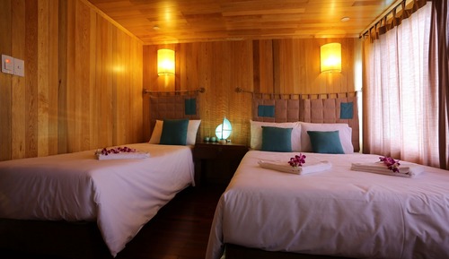 Habitación triple Deluxe, varias camas, vistas al mar