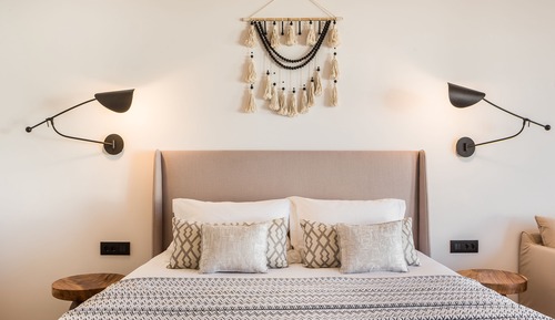 Studio Suite with Terrace and Pool view