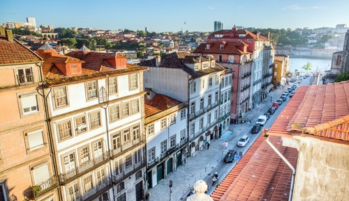 Ático, vistas a la ciudad