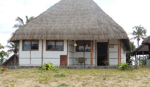 Casa familiar, 2 habitaciones, 2 baños, vistas al mar (Casa)