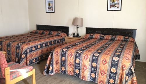Habitación económica doble, 2 camas de matrimonio