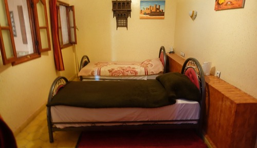 Habitación con 2 camas individuales