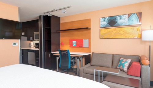 Estudio, 1 cama de matrimonio grande con sofá cama, no fumadores (Mobility Accessible, Tub)