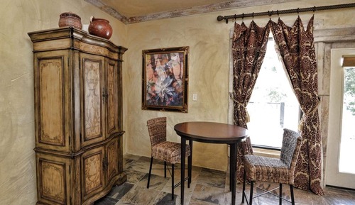 Villa de lujo, 1 cama de matrimonio grande, balcón, vistas al río (Villa 4)