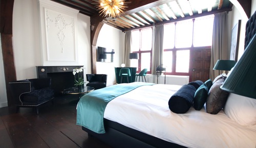 Suite superior, 1 cama de matrimonio grande, terraza, vistas a la ciudad