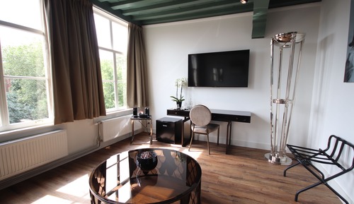 Suite superior, 1 cama de matrimonio grande, no fumadores, vistas al canal