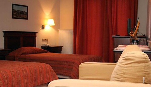 Habitación estándar con 1 cama doble o 2 individuales