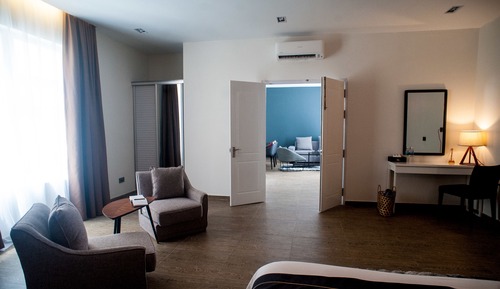 Suite familiar
