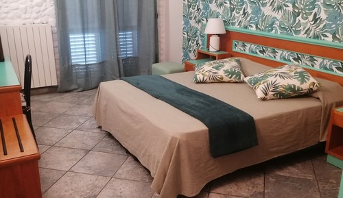 Habitación con 1 cama doble o 2 individuales, vistas al mar