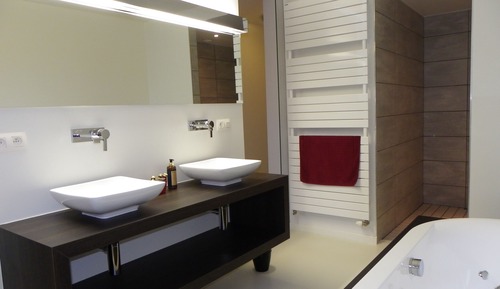 Suite junior (Massage Bathtub)