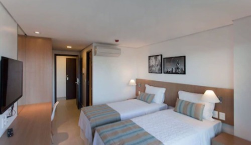 Habitación superior, vistas a la ciudad (Lateral)