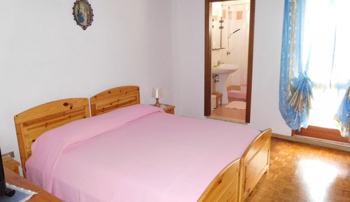 Habitación con 1 cama doble o 2 individuales